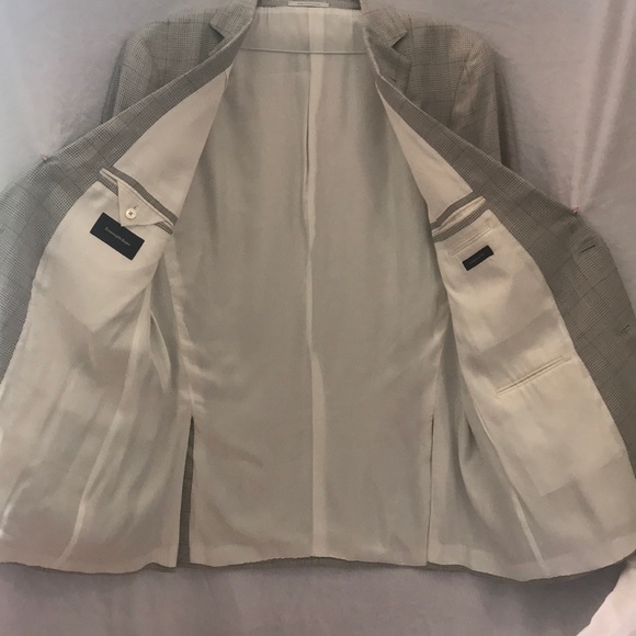 Blazer - Picture 5 of 6